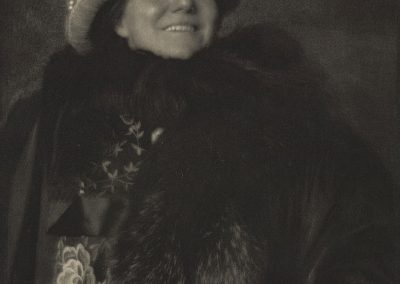 Edward Steichen, Vitalty, Yvette Guilbert, 1913.